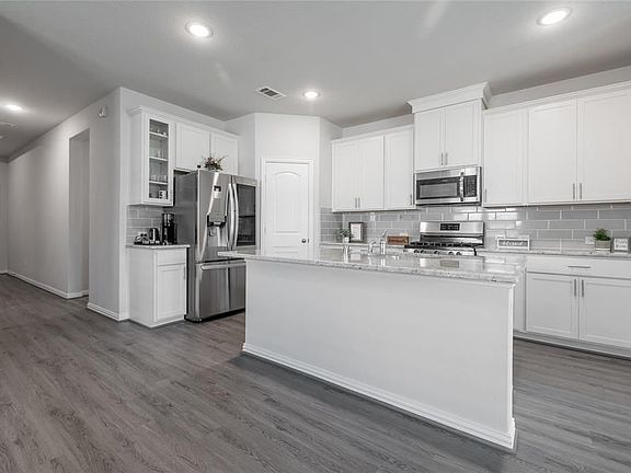 4th image of 8115 Wahi Ln