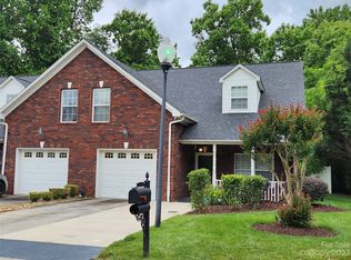 217 Quality Dr, Mount Holly, NC 28120