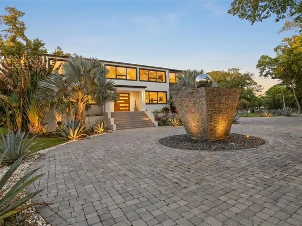 4942 Hubner Cir, Sarasota, FL 34241