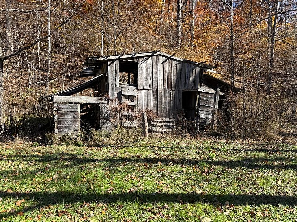 1st image of 815 White Oak Creek Rd