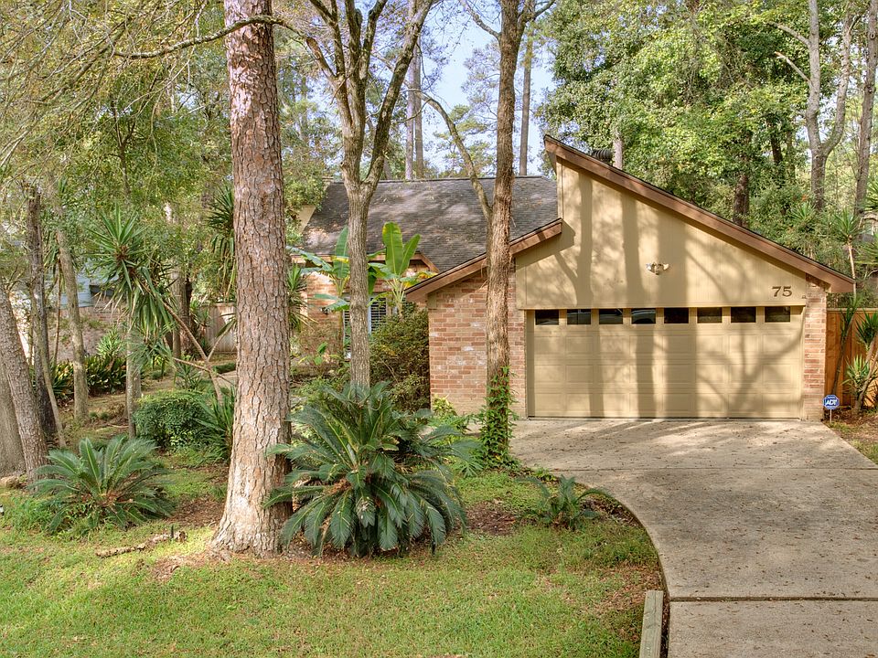 1st image of 75 Woodhaven Wood Dr