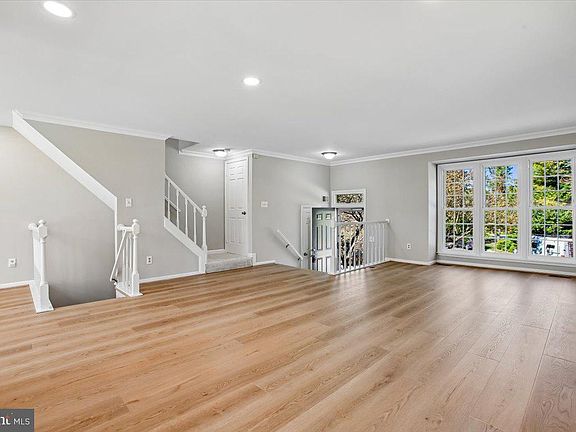 4th image of 6429 English Ivy Ct