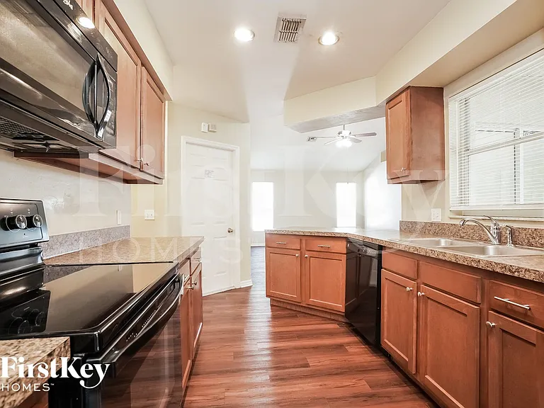 8149 Anhinga Rd — Photo 5