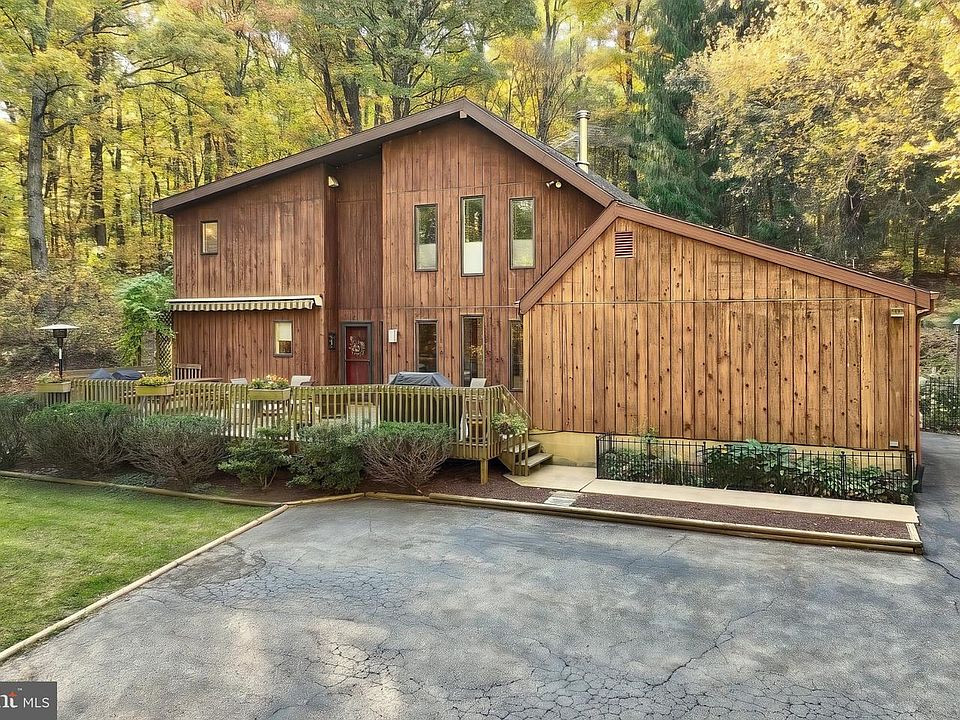 1st image of 2381-A Deep Hollow Rd