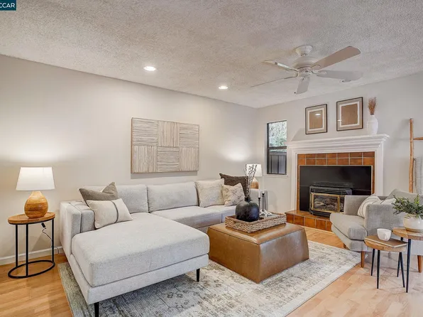 40 Donegal Way, Martinez, CA 94553