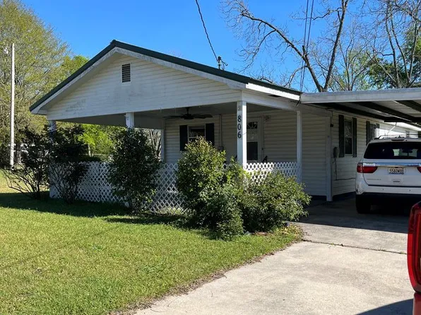 806 Ann Dr, Brundidge, AL 36010