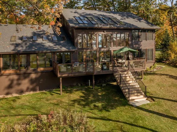 8605 Dorothy Ave, Brainerd, MN 56401