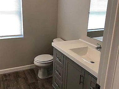 256 Carpenter St #1 — Photo 4