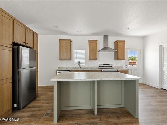 3rd image of 55 W Hawaii Rd