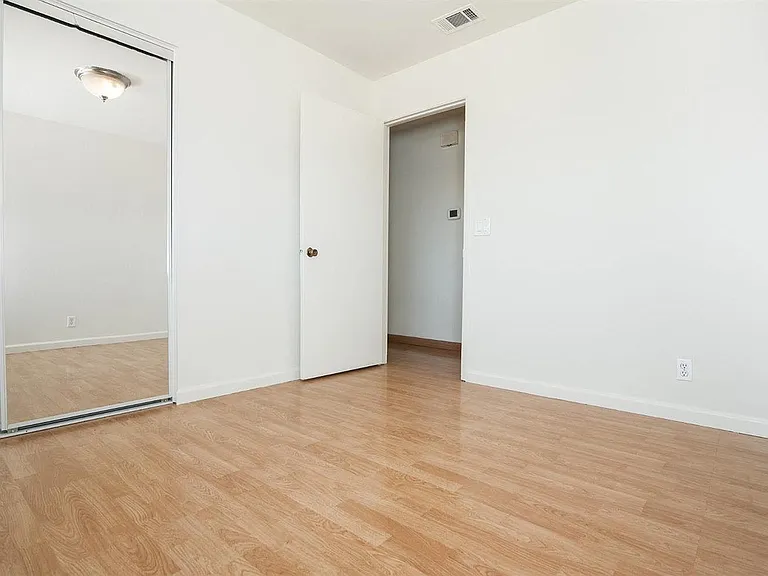 1208 Pheasant Dr — Photo 11