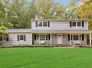 5 Tubbs Spring Dr, Weston, CT 06883