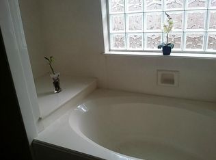 9519 Tree Bridge St, Houston, TX 77075