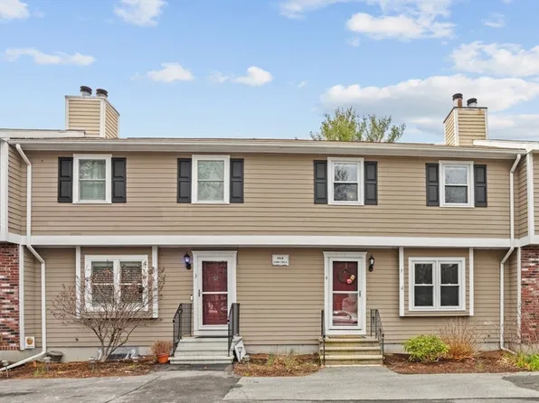 5 Robin Cir APT 4, Norton, MA 02766