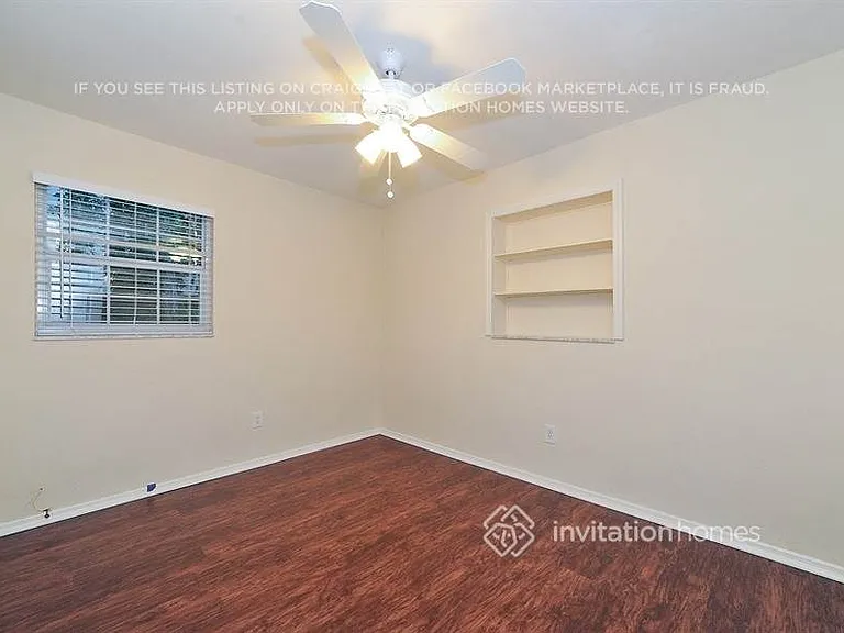 3012 E Waters Ave — Photo 9