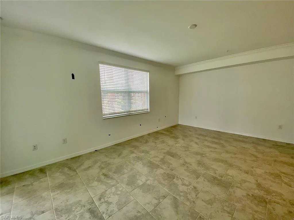 3 bed, 2.0 bath, 1741 sqft, $2,800 — Photo 4