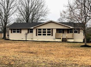 1010 Mooreland St, Belfast, TN 37019