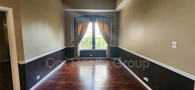 4 bed, 3.0 bath, 3024 sqft, $3,200 — Photo 3