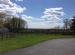 421 Mechlin Corner Rd, Pittstown, NJ 08867