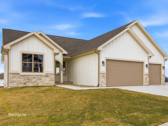 2nd image of 2610 Ponte Pl