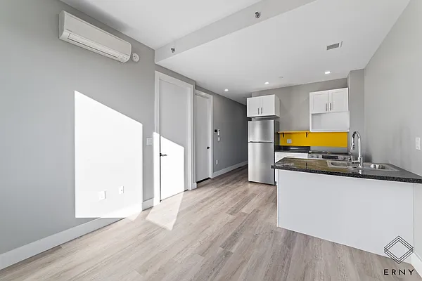 Rented by ERNY LLC | media 6