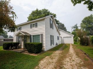405 N Thayer St, Bourbon, IN 46504
