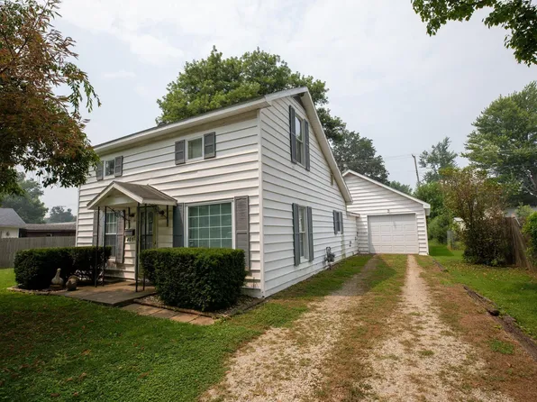 405 N Thayer St, Bourbon, IN 46504
