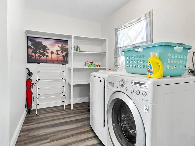 Laundry Room Cabinet