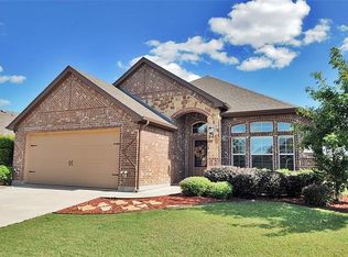 1015 Morris Ranch Ct, Forney, TX 75126