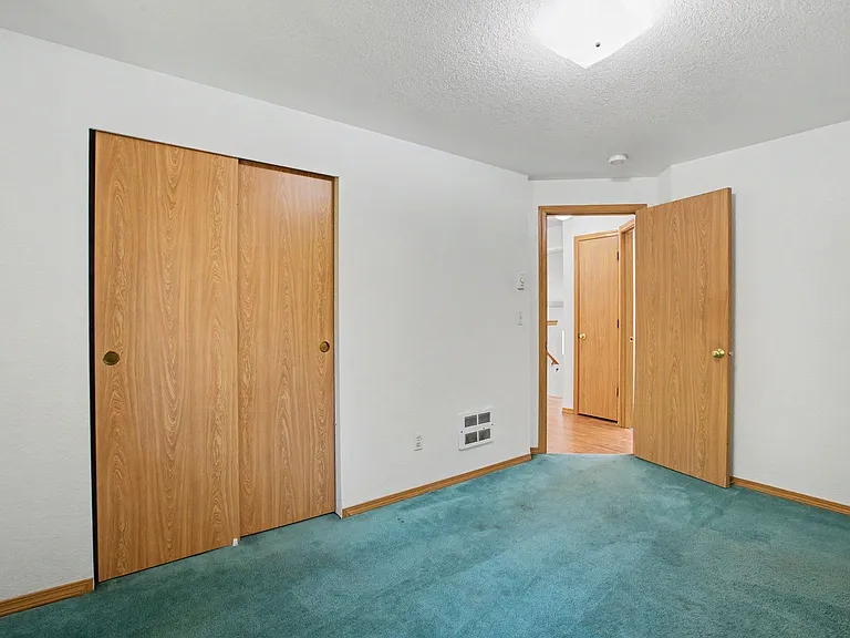 22530 Bluewater Dr SE — Photo 26