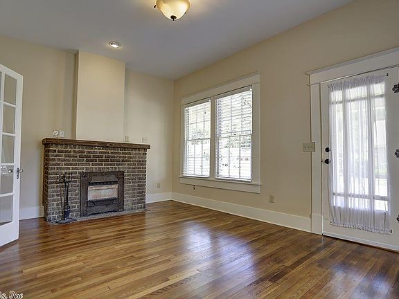 4th image of 801 Willow St