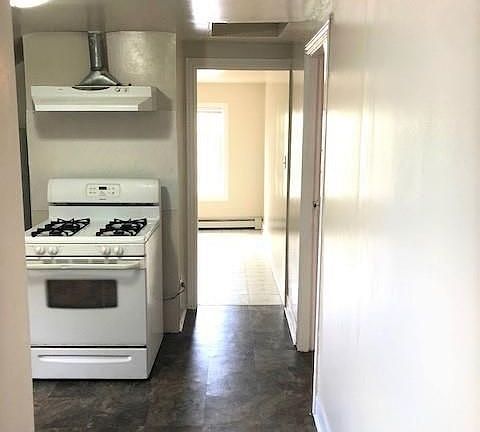 2nd image of 37 Concord St Floor 3