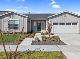2012 N Mitchell St, Hanford, CA 93230
