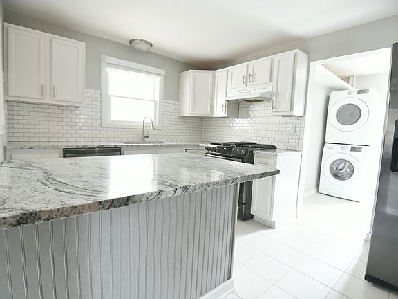 2nd image of 1018 Oregon Ave