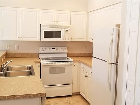 2nd image of 104 Newcastle Ter