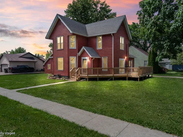 135 K Ave, Nevada, IA 50201