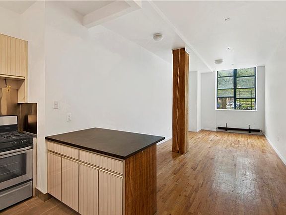 3rd image of 139 Emerson Pl APT 503