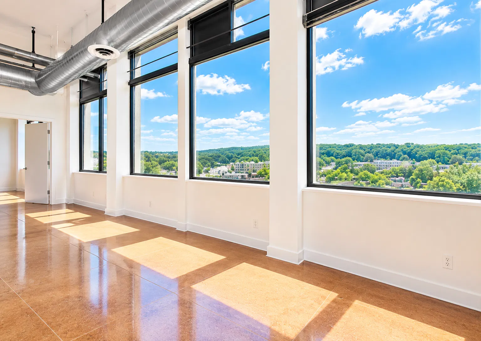 2 bed, 950 sqft, $2,390 — Photo 4