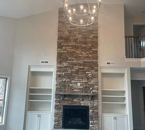 3rd image of 1103 Snowypointe Way