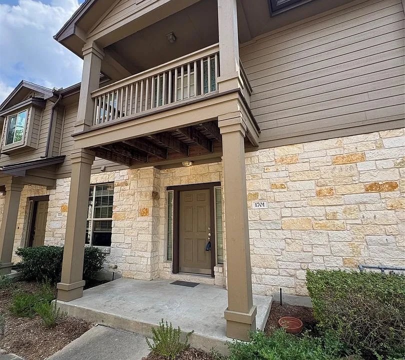 1310 W Parmer Ln #1701