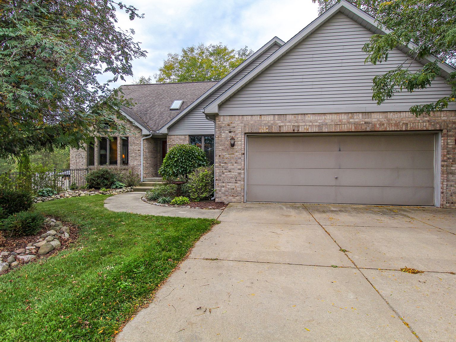 345 Elk Lake Rd, Attica, MI 48412 Zillow