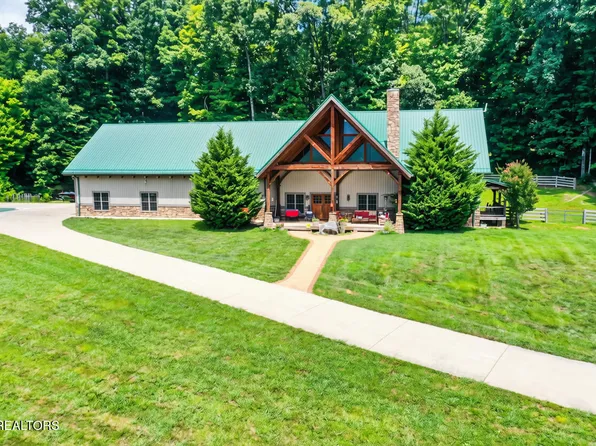 2624 Clinch Valley Rd, Thorn Hill, TN 37881
