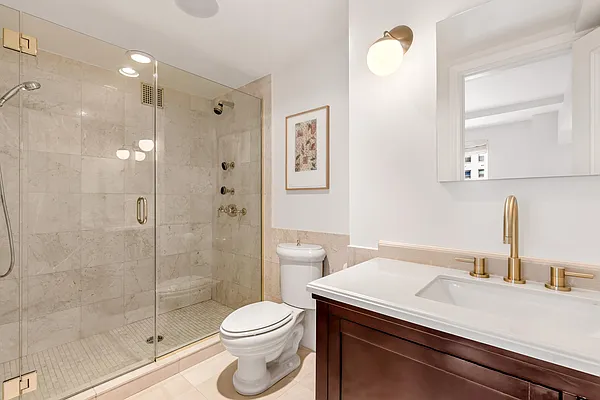 Sold by Sotheby's International Realty | media 11