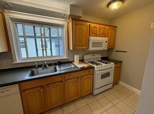 89 Bailey Rd #1, Somerville, MA 02145