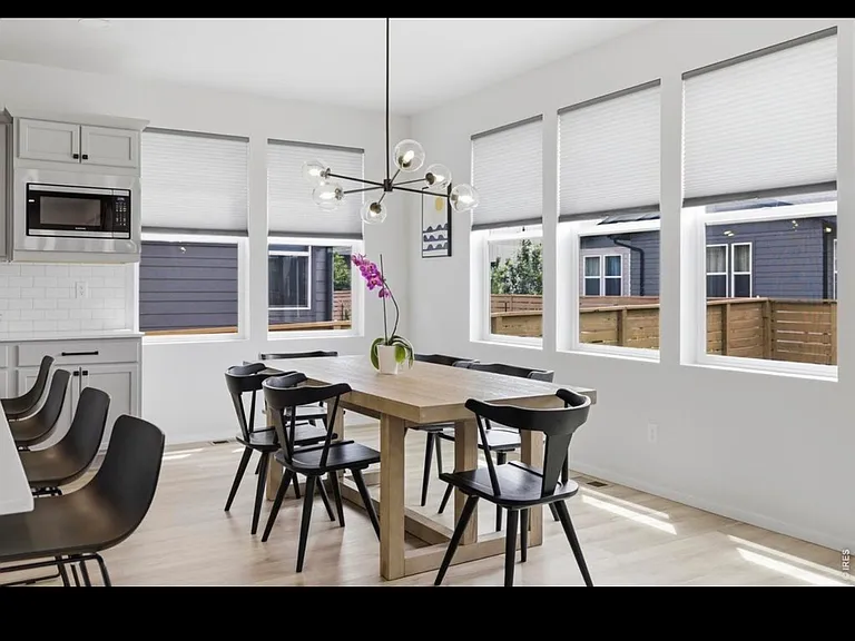 2933 Biplane St — Photo 14