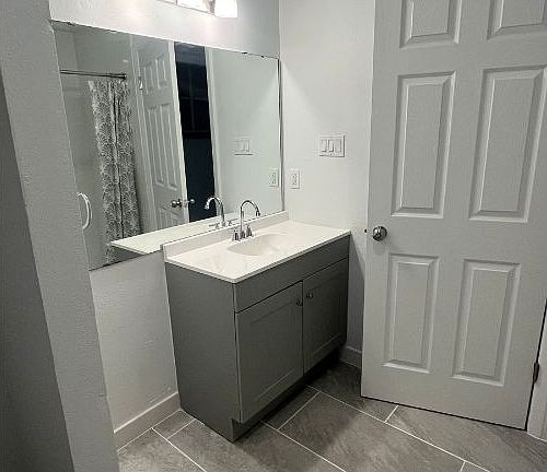 5th image of 9515 Aberdeen Way #B