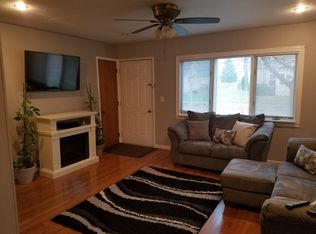 327 E Main St, Potterville, MI 48876