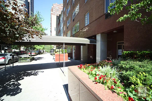 Sold by Halstead Real Estate | media 8