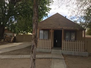 3876 Mennes Ave, Riverside, CA 92509