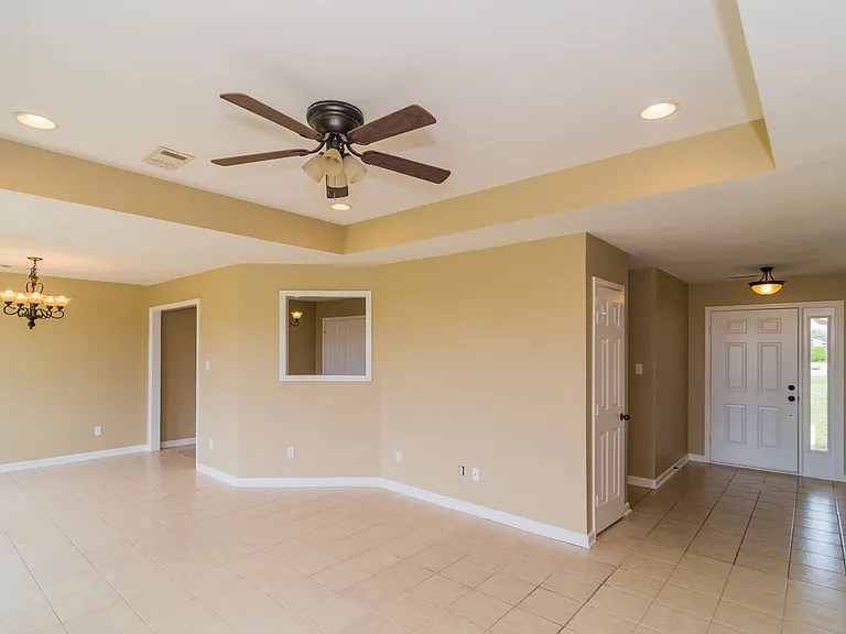 124 County Road 418 — Photo 3