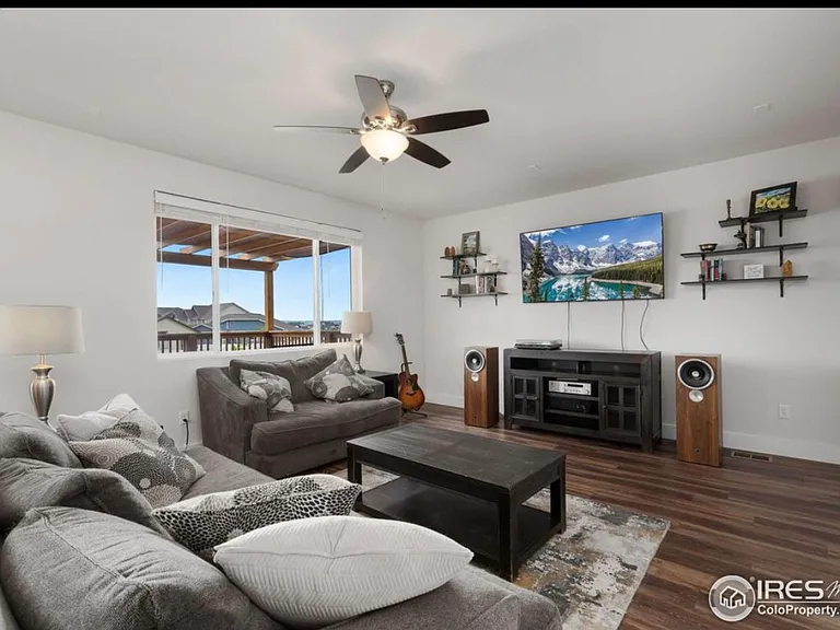 1873 Wyatt Dr — Photo 6